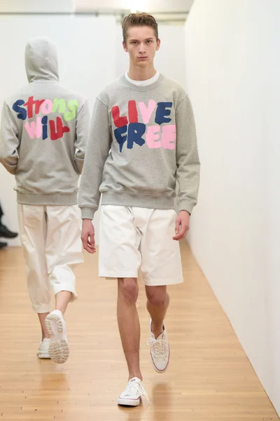 Look 21